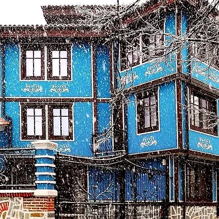 Pulpudeva Family Hotel